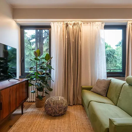 Urban Quattro Apartment